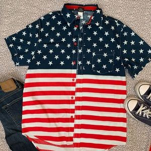 Men’s Shirt. American Flag.